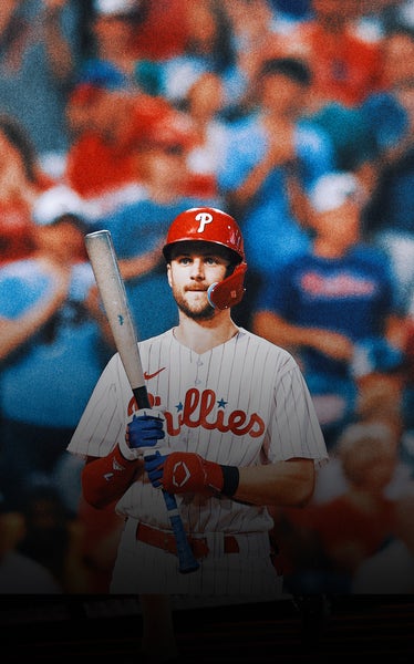 Phillies fans give struggling Trea Turner standing ovation